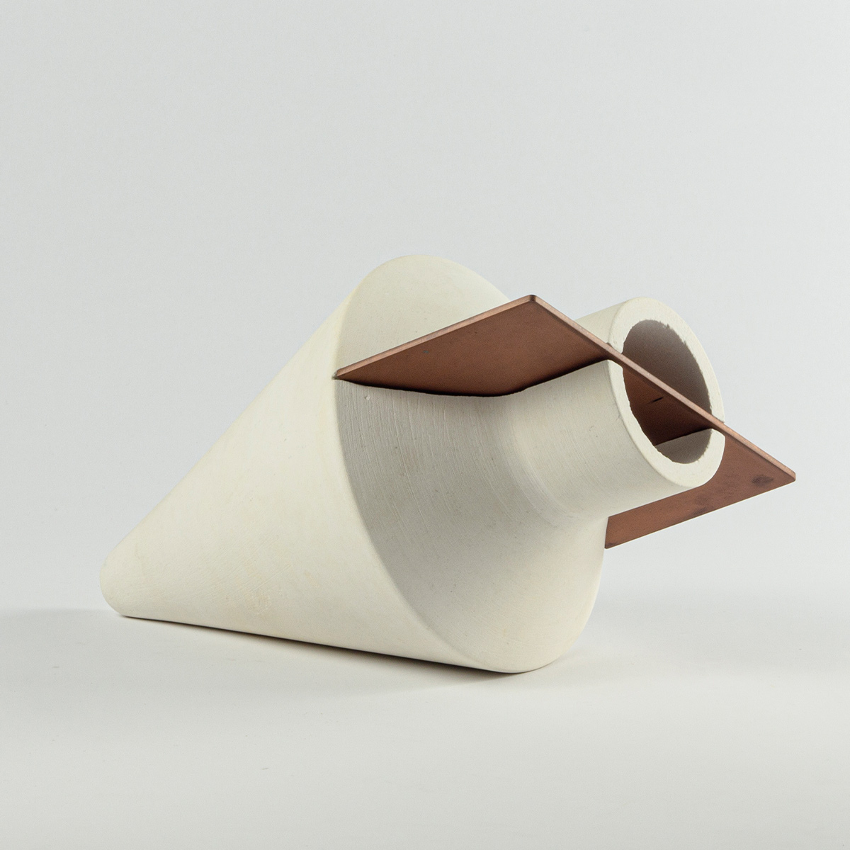 Vaso design Anfora, bianco by Gumdesign