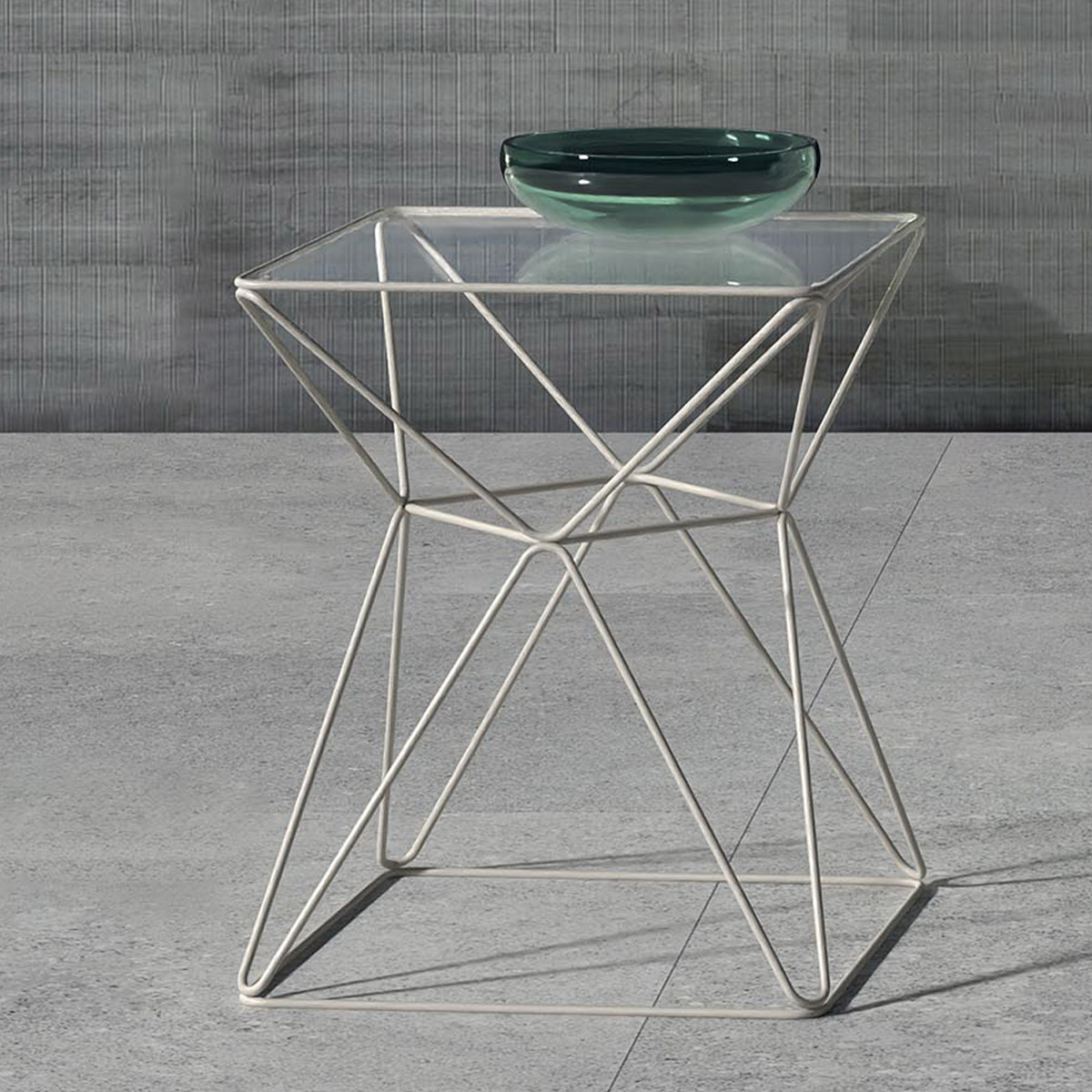Tavolino design FoxHole 50, bianco by SpHaus