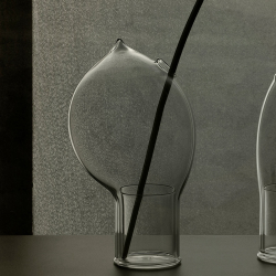 Vaso in vetro Obakè, 2 by Hands on Design
