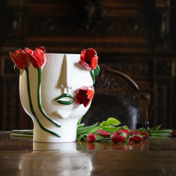 Vaso in ceramica La Conturbante by Patrizia  Italiano