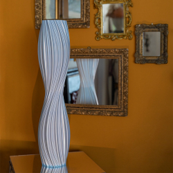 Vaso scultura Calliope, bianco by Dygodesign