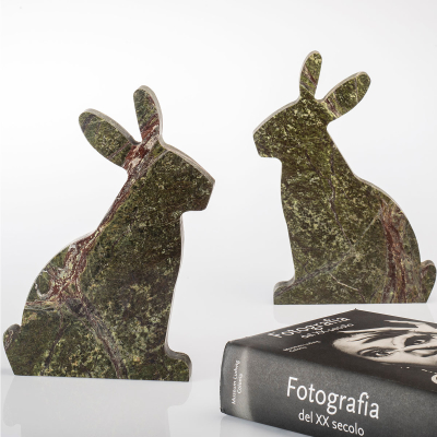 Fermalibri design Bunny coppia, verde alpi by Kimano Design
