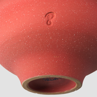  Vaso in terracotta Crisalide Nuda, rosso corallo matt by Pantoù