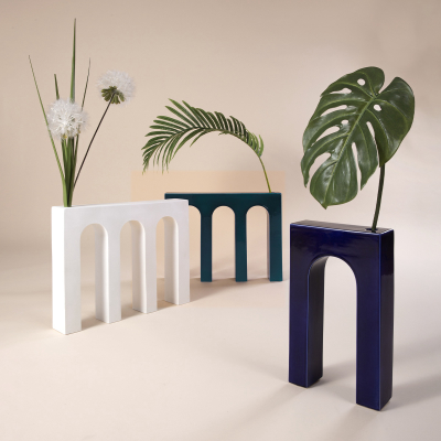 Vaso design Architetture Domestiche 2, blu lucido by Margherita  Fanti